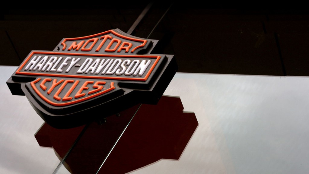 Harley_Davidson_Showroom_Door-Sankarshansen